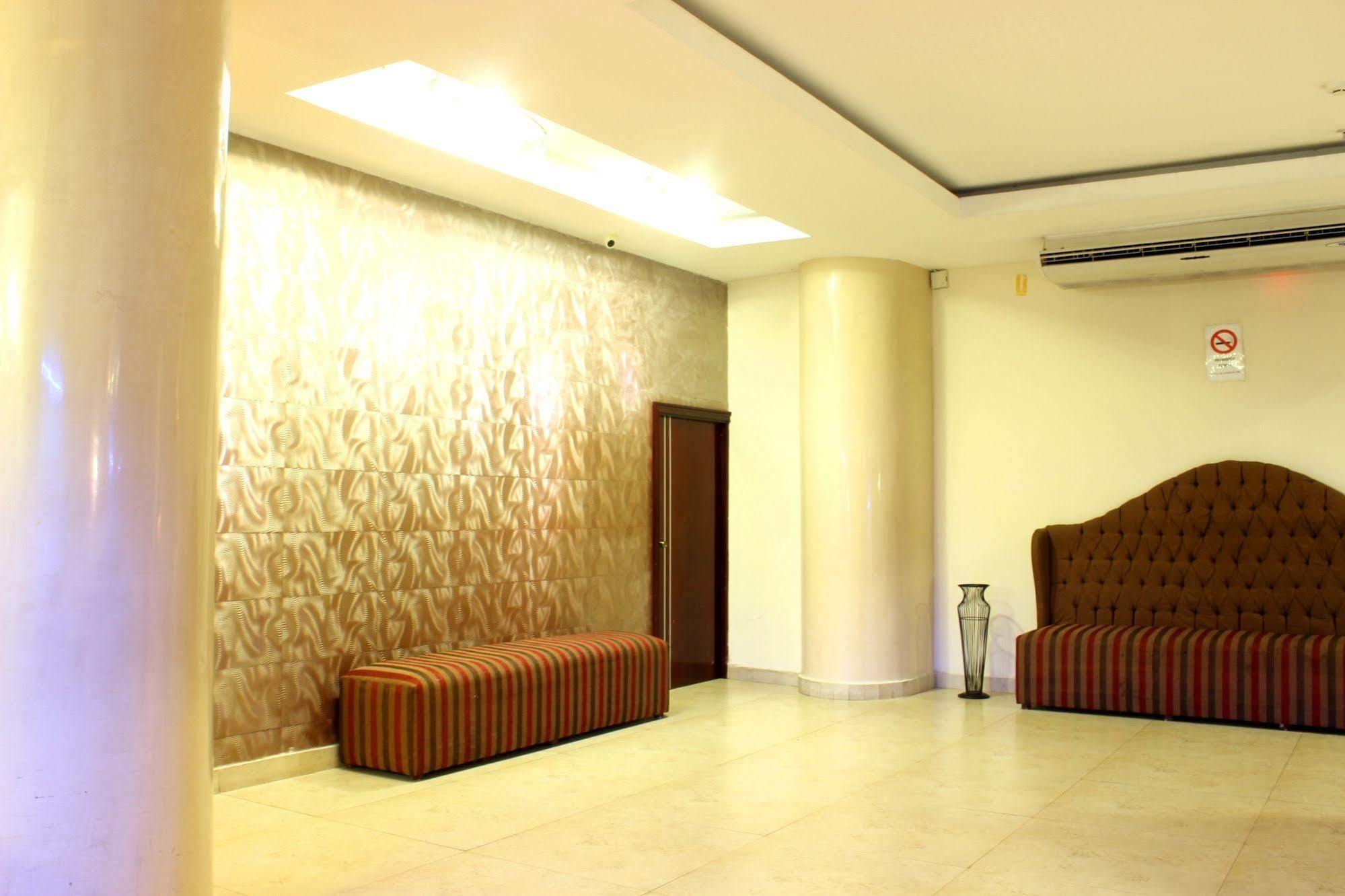Terranova Hotel Ciudad de Panamá